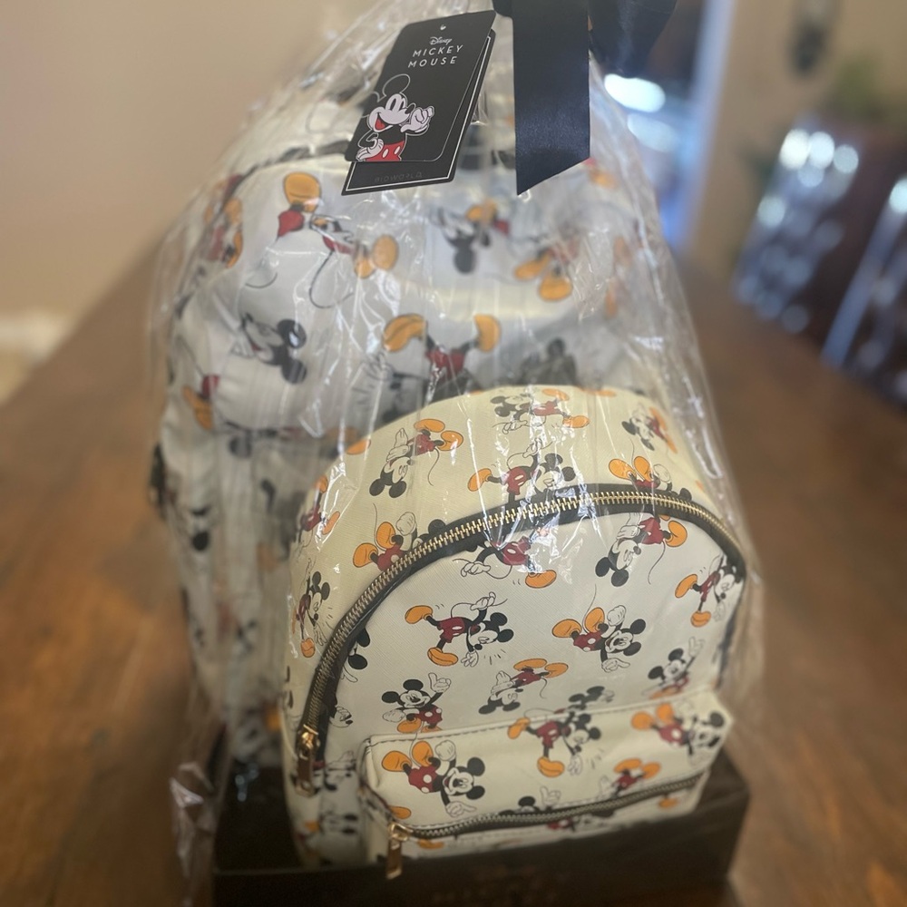 Bioworld Mickey Mouse 2-Piece Backpack Set